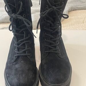 Paul Green Black Combat Boots with Sturdy Construction